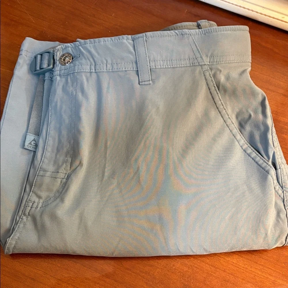 Gerry Light Blue Flat Front Men Shorts 38 waistband